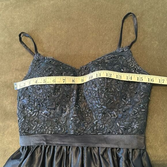 Women’s Blue Full Length Satin Lace Appliqué Party Prom Formal Dress Size 2 NWOT - Picture 9 of 11